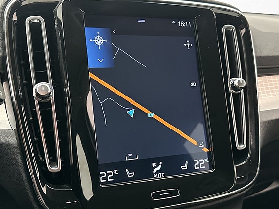 Volvo XC40 21 of 30