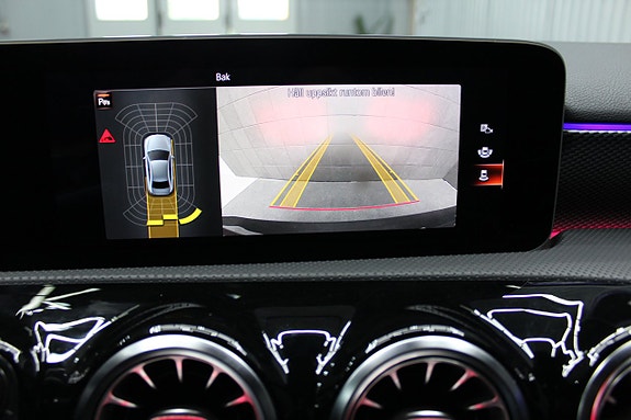 Mercedes-Benz A200 d 19 of 20