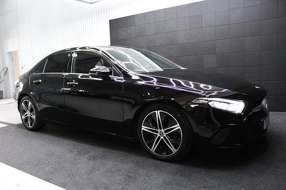 Mercedes-Benz A200 d 8 of 20