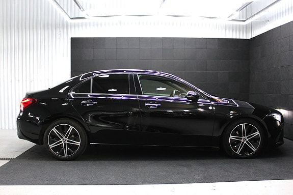 Mercedes-Benz A200 d 7 of 20