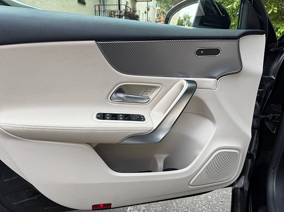 Mercedes-Benz A180 18 of 29
