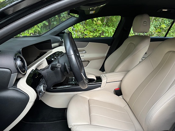 Mercedes-Benz A180 14 of 29