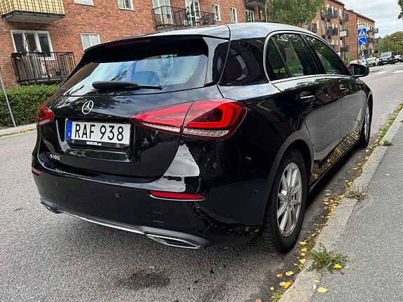 Mercedes-Benz A180 9 of 29