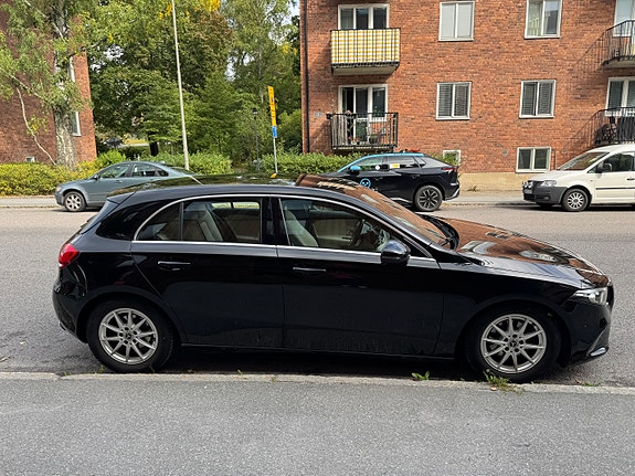 Mercedes-Benz A180 10 of 29