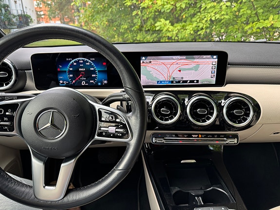 Mercedes-Benz A180 21 of 29