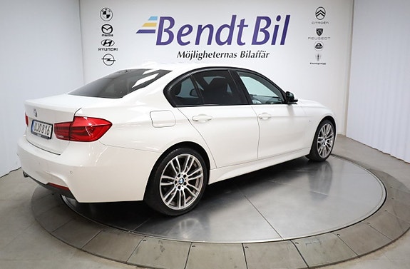 BMW 320d 11 of 26