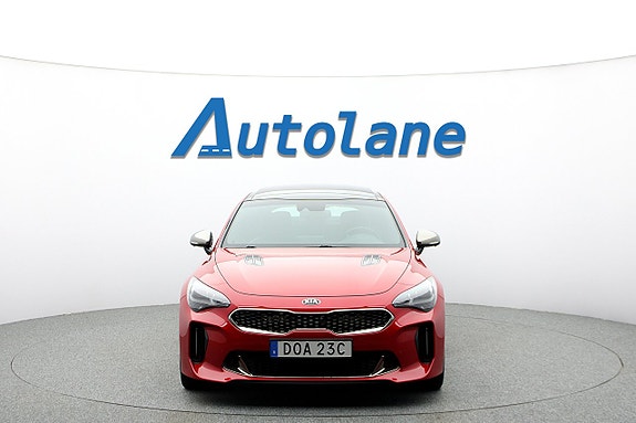 Kia Stinger 3 of 30