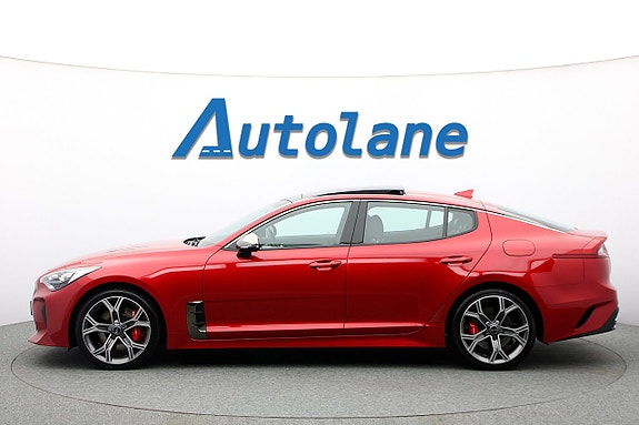 Kia Stinger 5 of 30