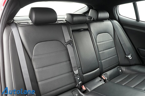 Kia Stinger 22 of 30