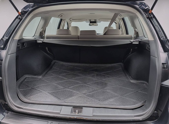 Subaru Legacy 7 of 7