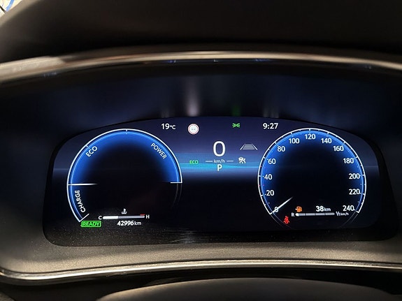 Toyota Corolla 12 of 13