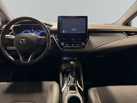 Toyota Corolla 8 of 13