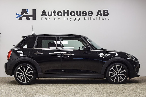 MINI Cooper 3 of 22