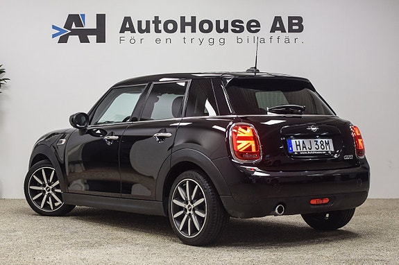 MINI Cooper 2 of 22