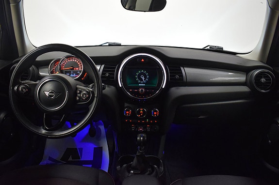 MINI Cooper 8 of 22