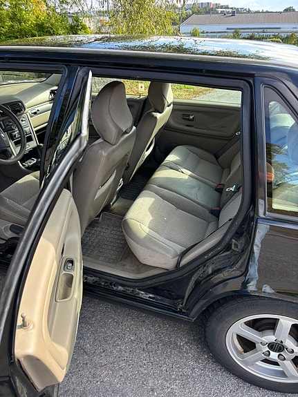 Volvo S70 8 of 13