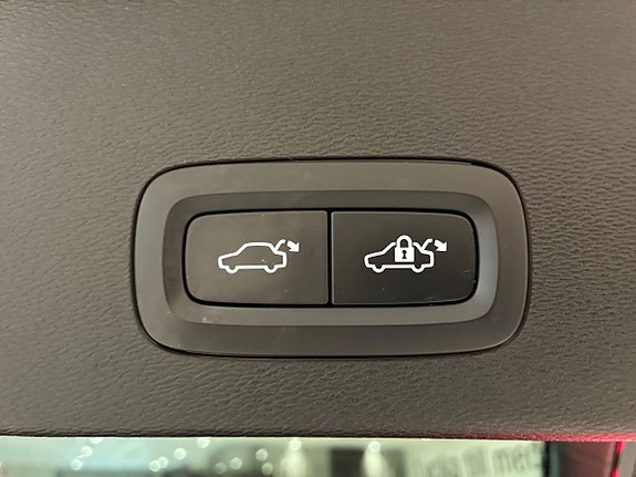 Volvo C40 14 of 19