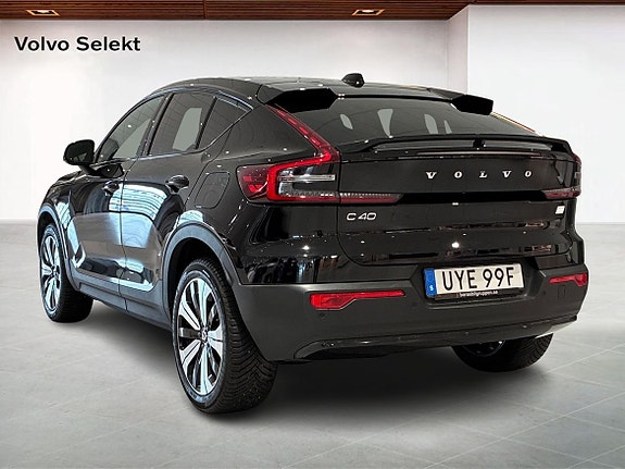 Volvo C40 2 of 19