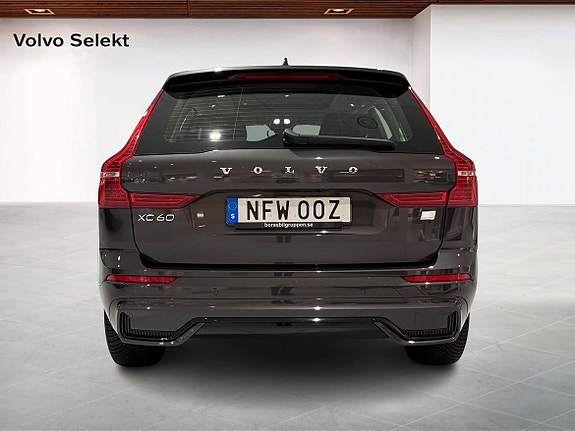 Volvo XC60 7 of 20