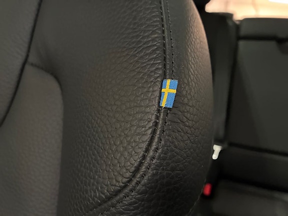 Volvo XC60 17 of 20