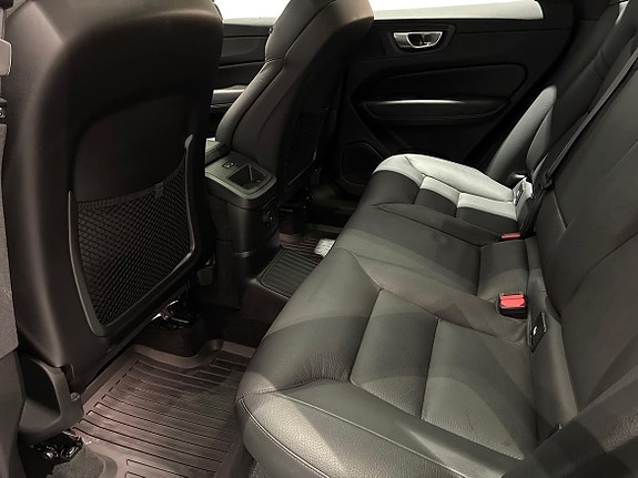 Volvo XC60 6 of 20