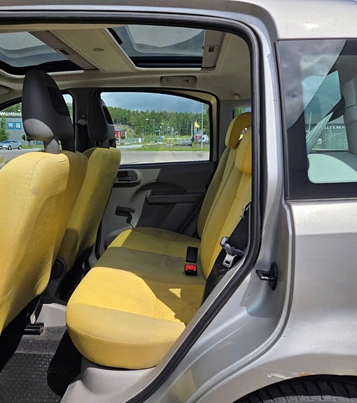 Fiat Panda 8 of 16