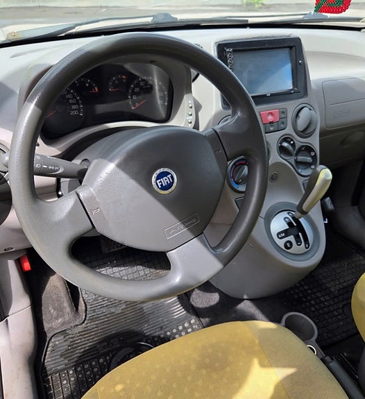 Fiat Panda 12 of 16