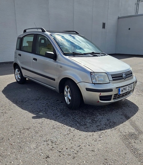 Fiat Panda 2 of 16