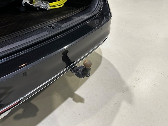 Volkswagen Passat 7 of 17