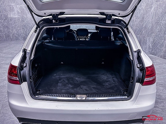 Mercedes-Benz C220 d 27 of 27