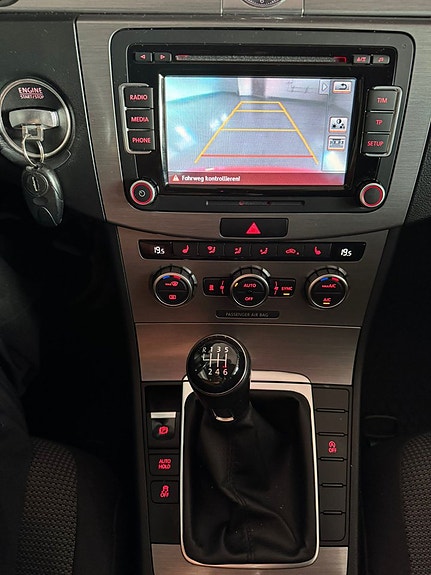 Volkswagen Passat 11 of 11