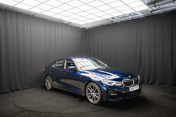 BMW 320d 4 of 26