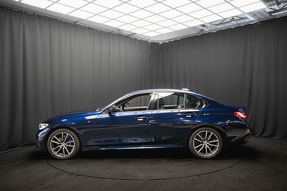 BMW 320d 9 of 26