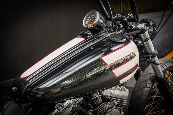 Harley-Davidson Rocker C 11 of 15