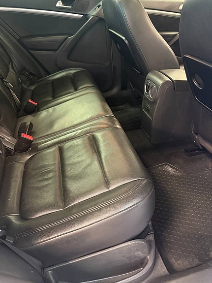 Volkswagen Tiguan 14 of 14
