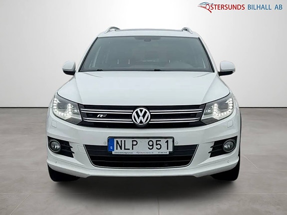 Volkswagen Tiguan 2 of 14
