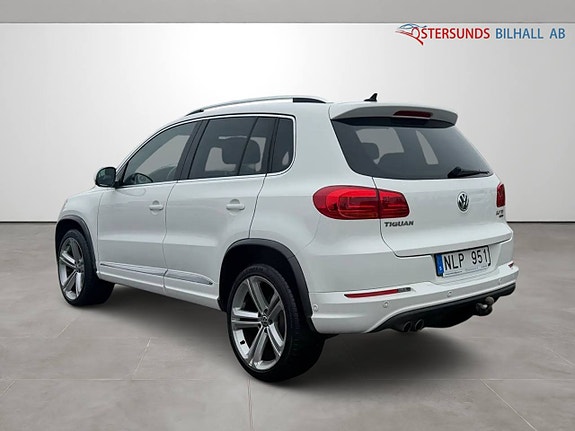 Volkswagen Tiguan 7 of 14