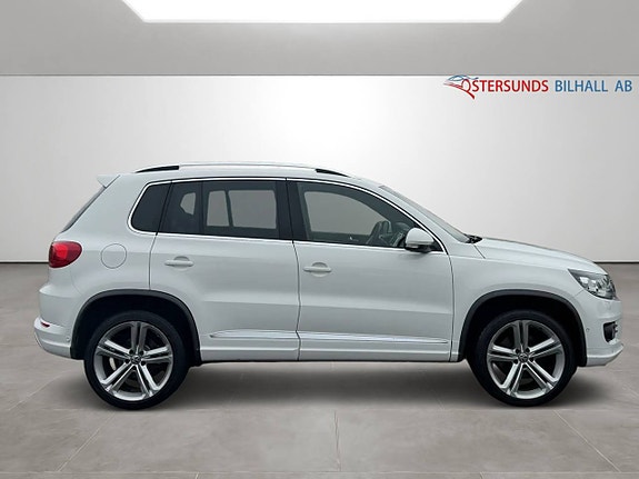 Volkswagen Tiguan 6 of 14