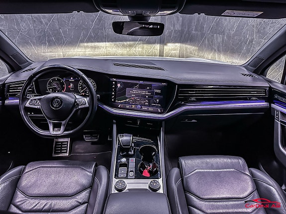 Volkswagen Touareg 13 of 27