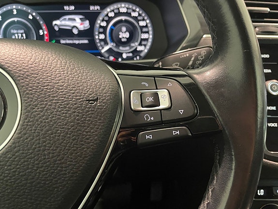 Volkswagen Tiguan Allspace 19 of 22