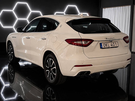 Maserati Levante 5 of 22