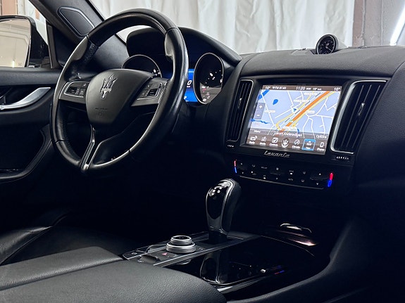 Maserati Levante 19 of 22