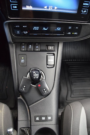 Toyota Auris 16 of 23