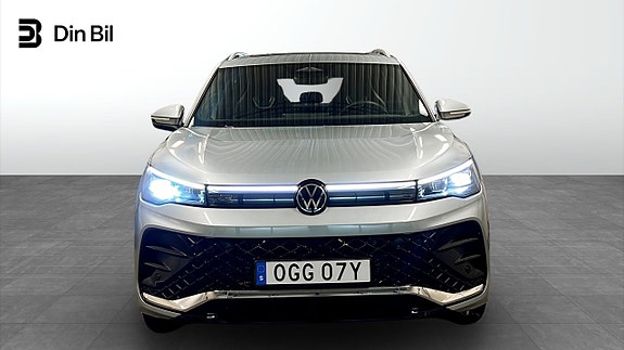 Volkswagen Tiguan 4 of 25