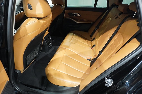 BMW 320d 5 of 12