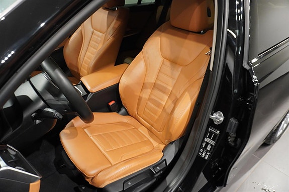 BMW 320d 4 of 12