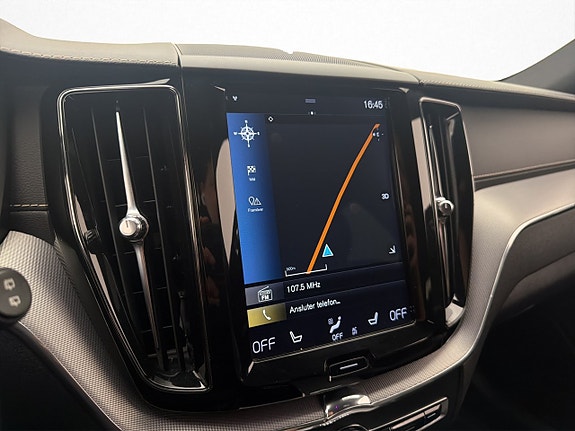 Volvo XC60 25 of 30