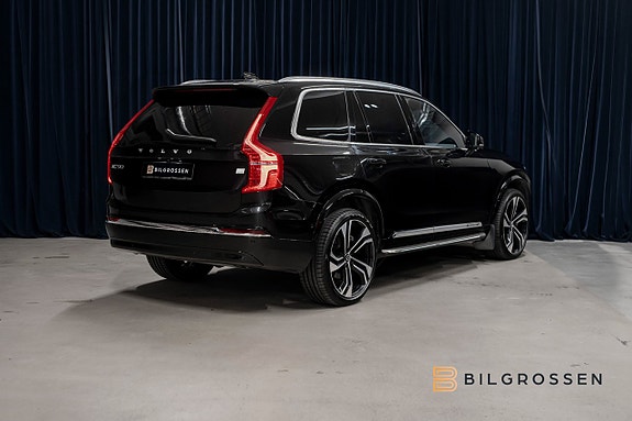 Volvo XC90 5 of 22