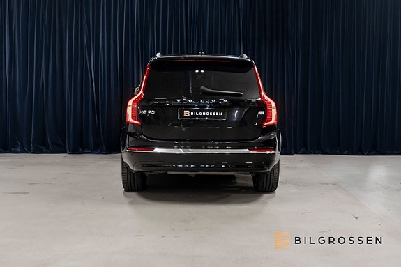 Volvo XC90 4 of 22