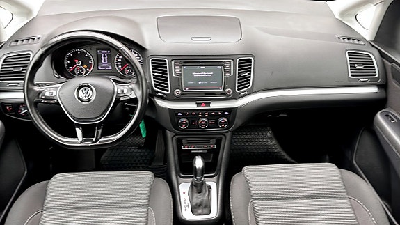 Volkswagen Sharan 10 of 12